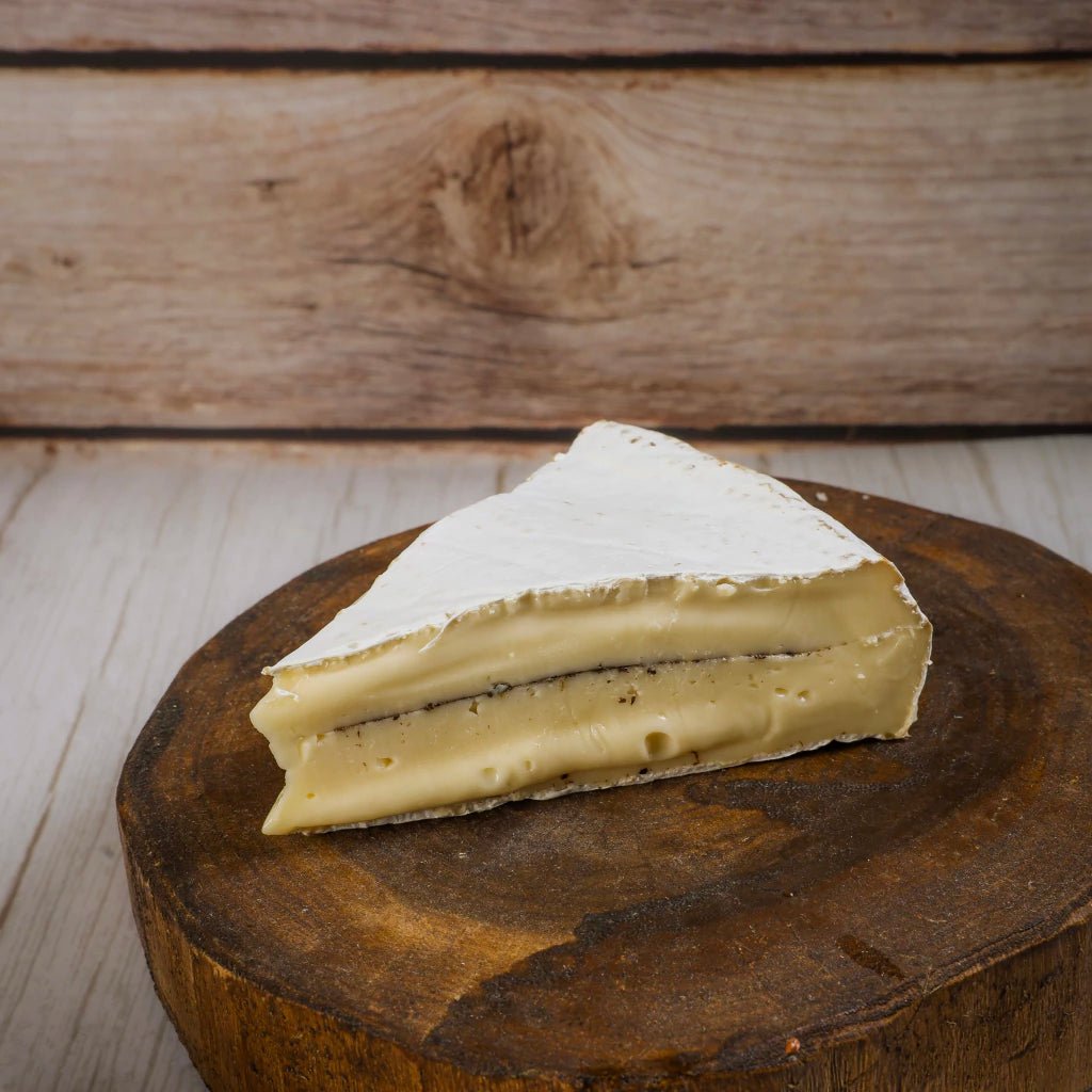 Queijo Tipo Brie Trufado