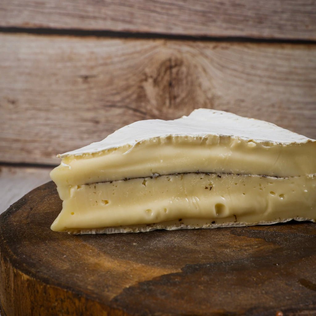 Queijo Tipo Brie Trufado